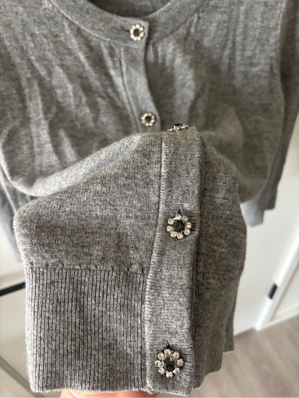 Kate Spade New York Gray Wool & Cashmere Jeweled Button Cardigan Size M - Picture 4 of 11